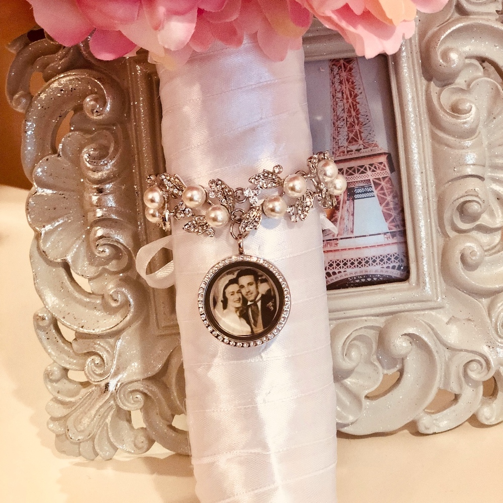 Silver Round Pearl, Wedding Bouquet Charm, Locket